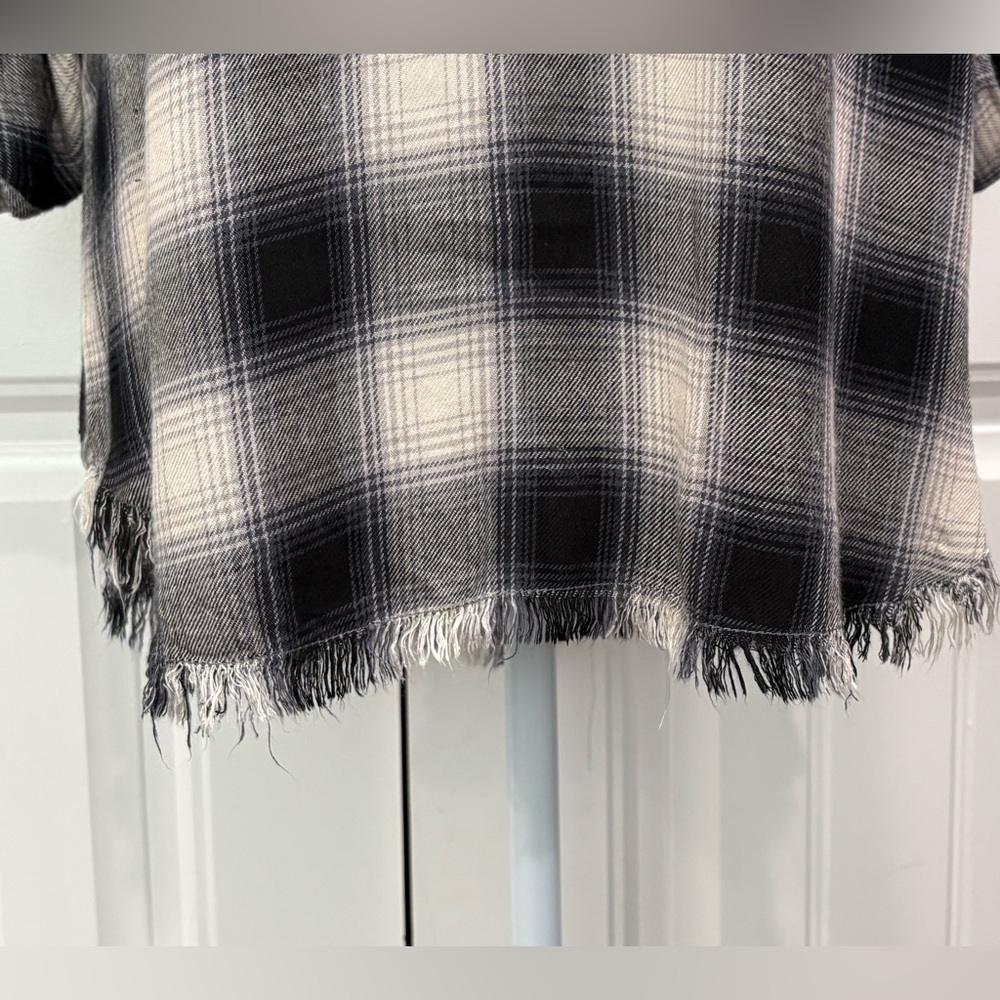 Hester & Orchard Plaid Button-Up Shirt Size M - Picture 6 of 8